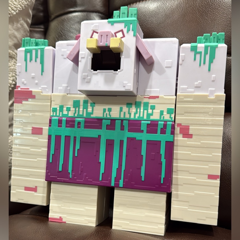 Minecraft 10” Legends Devourer